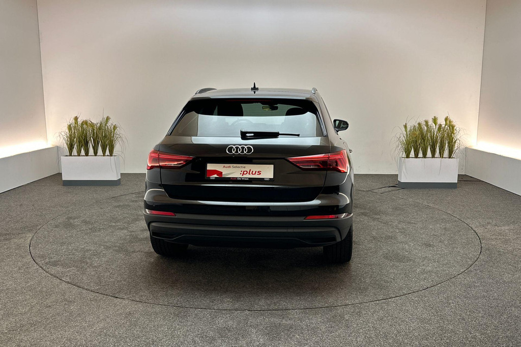 Audi Q3 (JJT74G) met abonnement