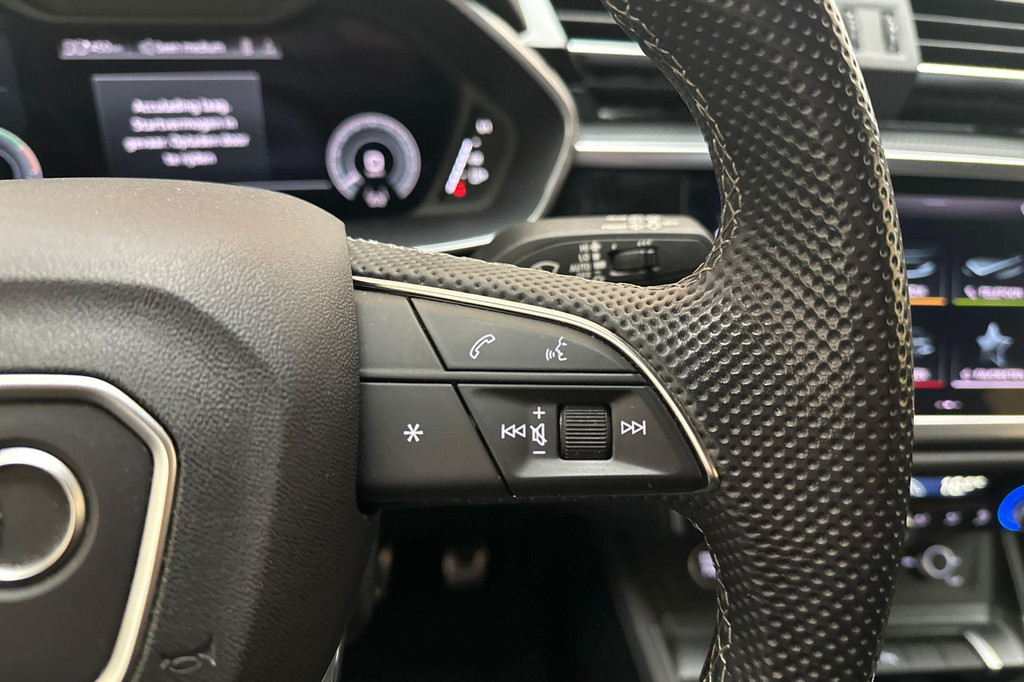 Audi Q3 (JJT74G) met abonnement