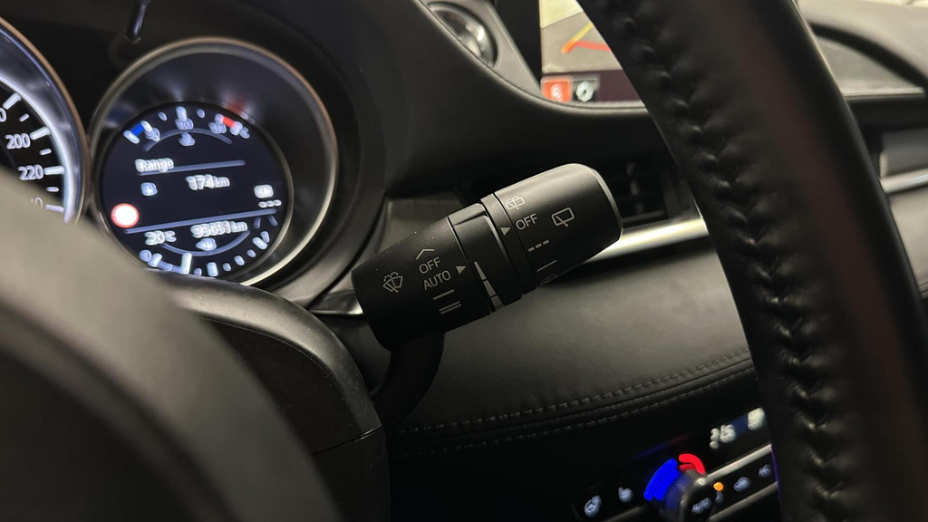 Mazda 6 (R900RF) met abonnement