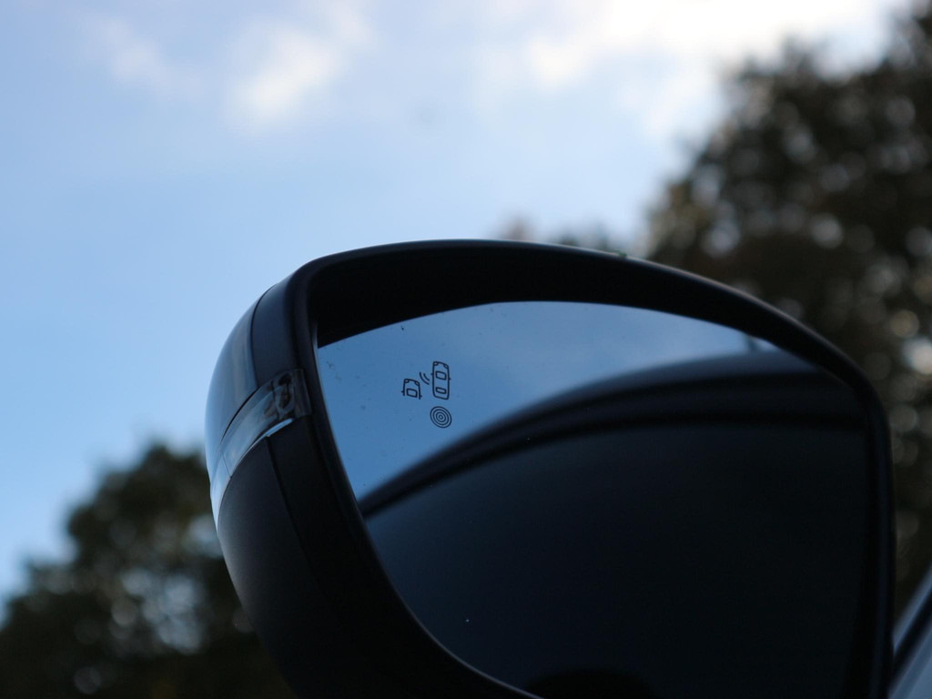 Peugeot e-208 (L250KL) met abonnement