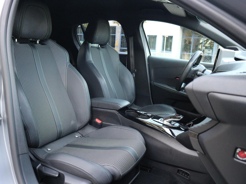 Peugeot e-208 (L250KL) met abonnement