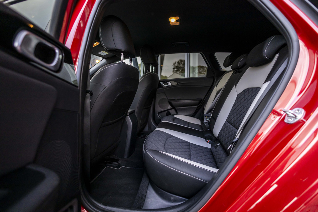 Kia Ceed Sportswagon (K008ZK) met abonnement