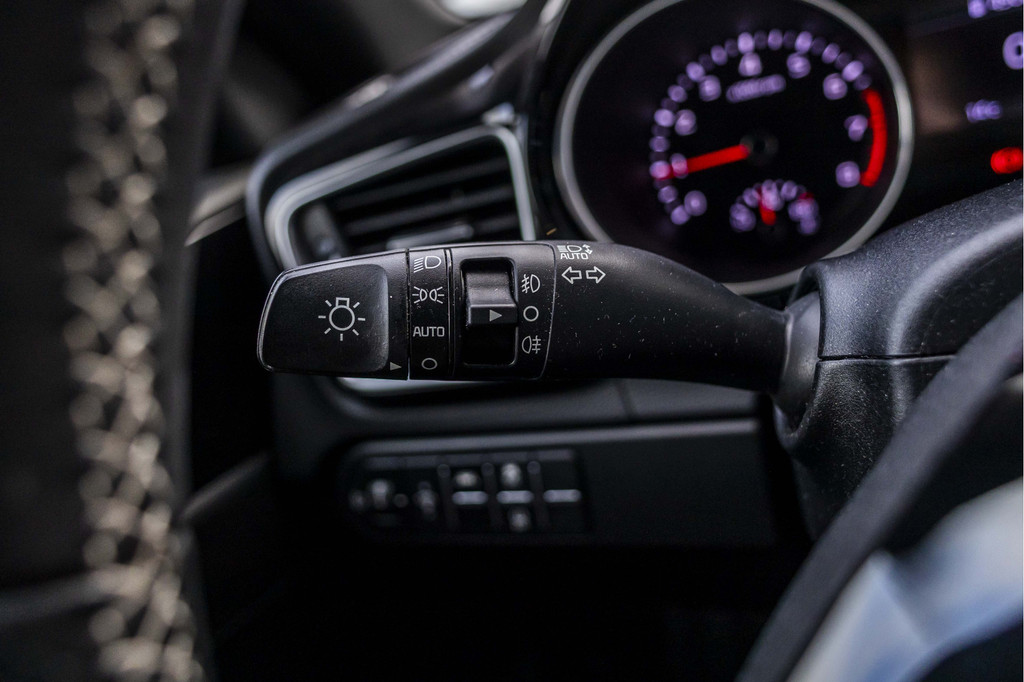 Kia Ceed Sportswagon (K008ZK) met abonnement