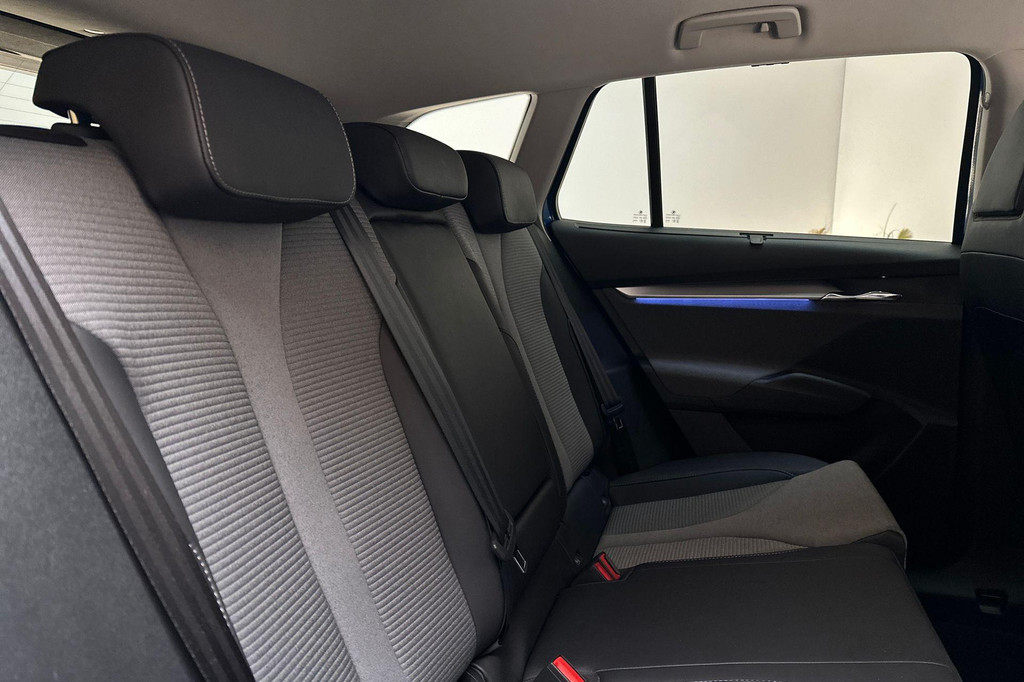 ŠKODA ENYAQ iV (T357BL) met abonnement