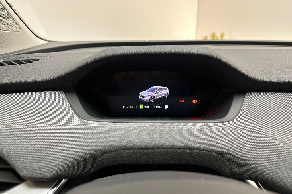 ŠKODA ENYAQ iV (T357BL) met abonnement