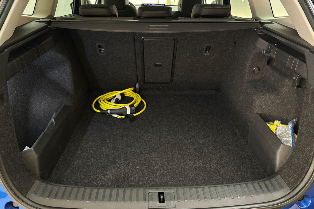 ŠKODA ENYAQ iV (T357BL) met abonnement