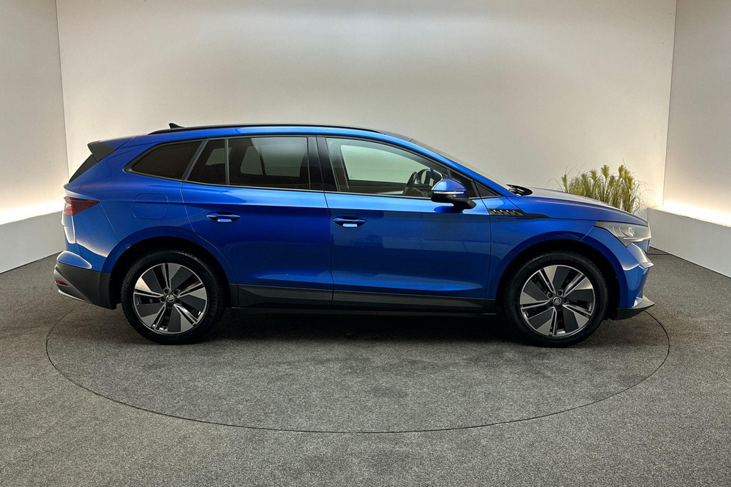ŠKODA ENYAQ iV (T357BL) met abonnement