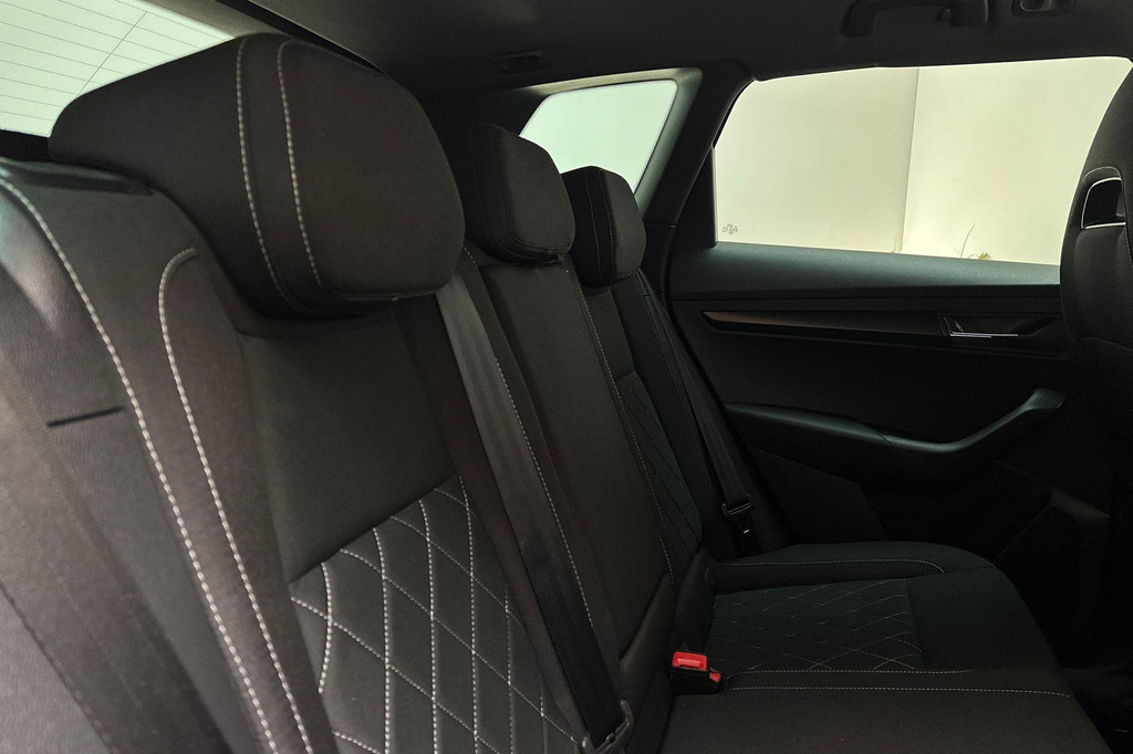 ŠKODA Karoq (JJJ10D) met abonnement