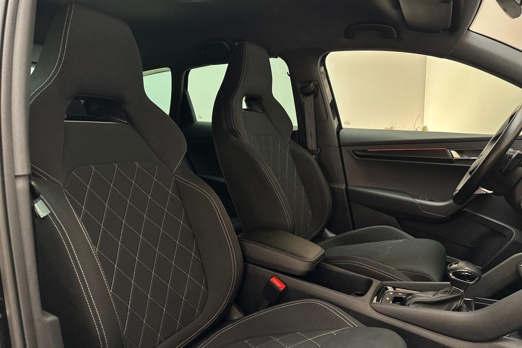 ŠKODA Karoq (JJJ10D) met abonnement