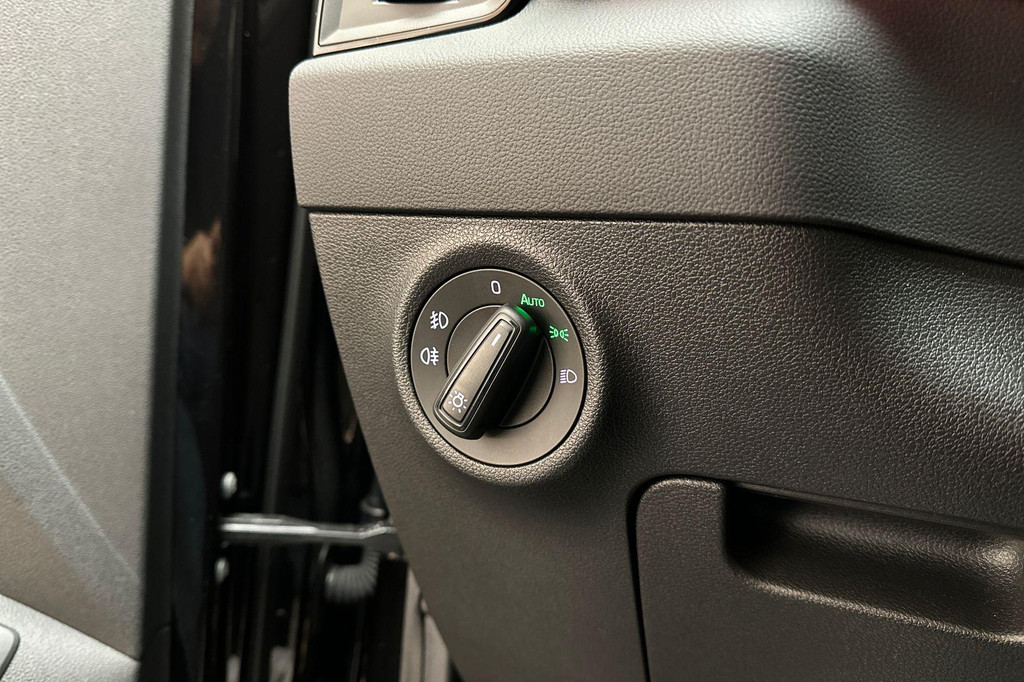 ŠKODA Karoq (JJJ10D) met abonnement