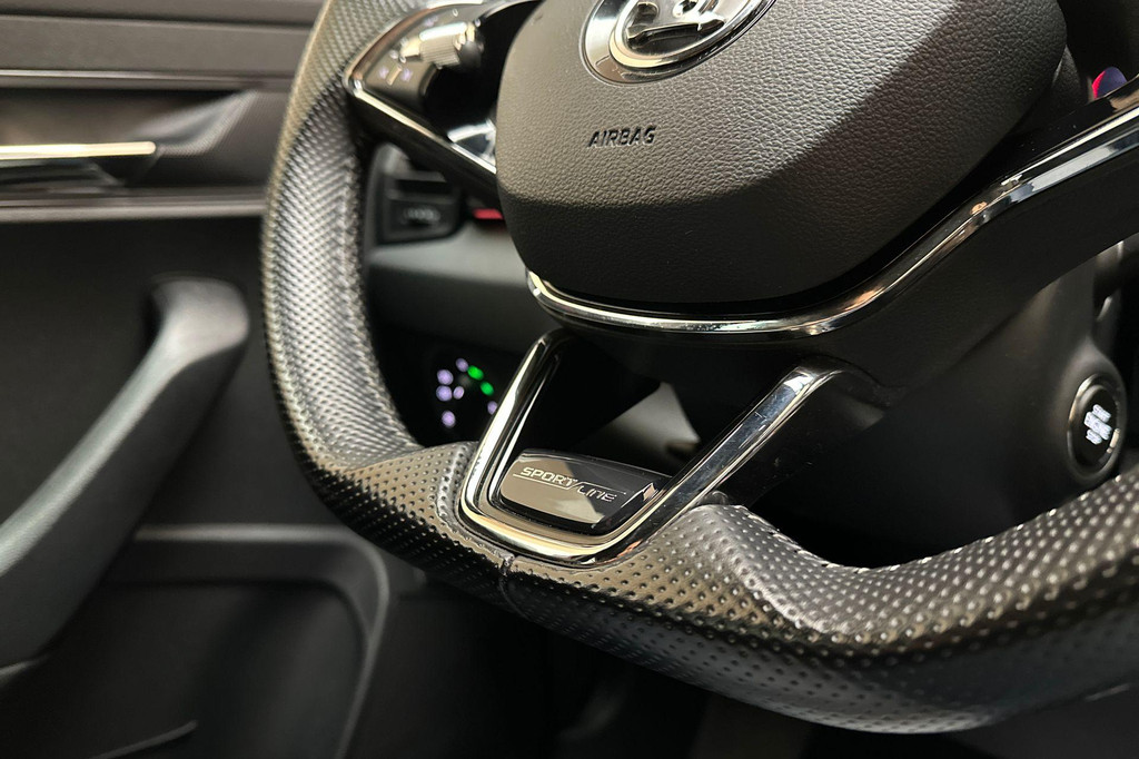 ŠKODA Karoq (JJJ10D) met abonnement