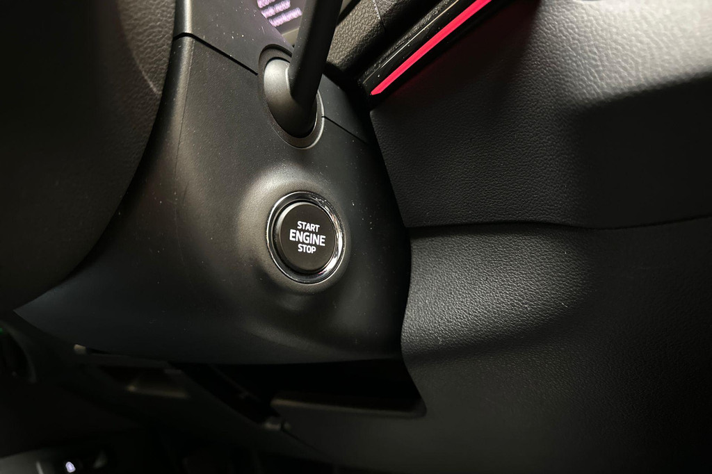 ŠKODA Karoq (JJJ10D) met abonnement