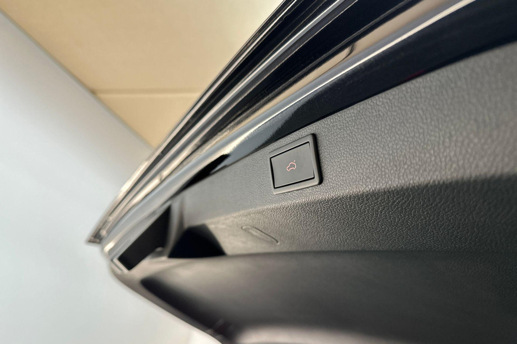 ŠKODA Karoq (JJJ10D) met abonnement