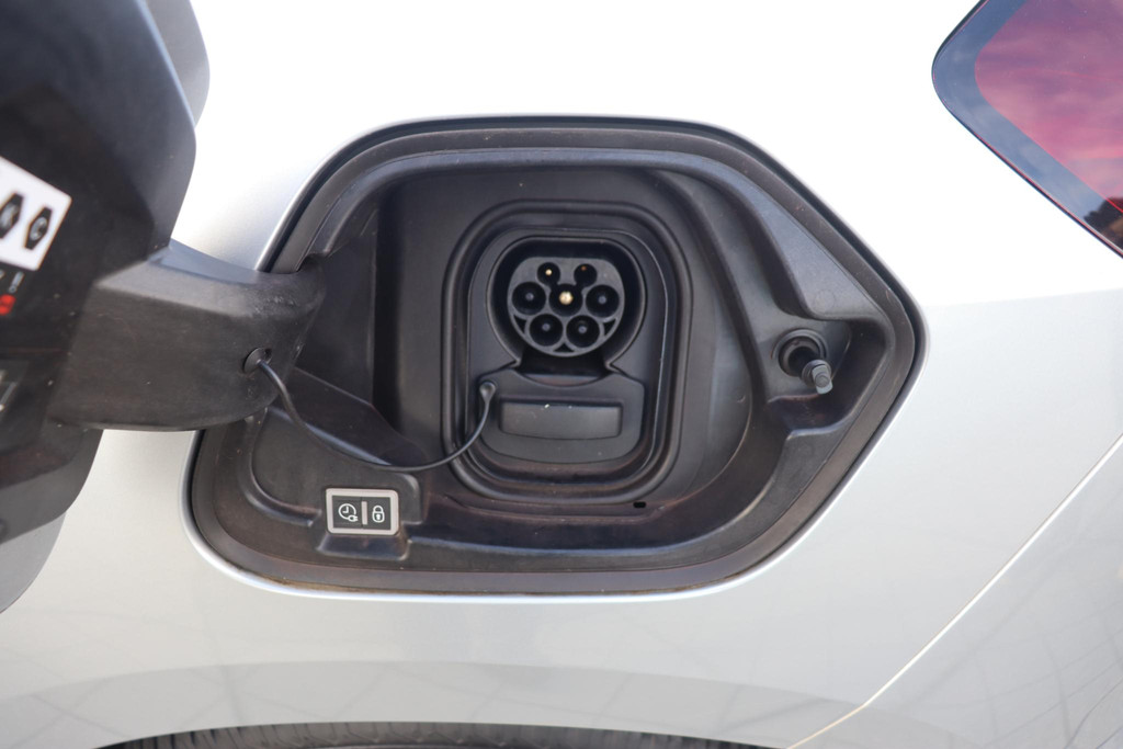 Opel CORSA-E (T837DP) met abonnement