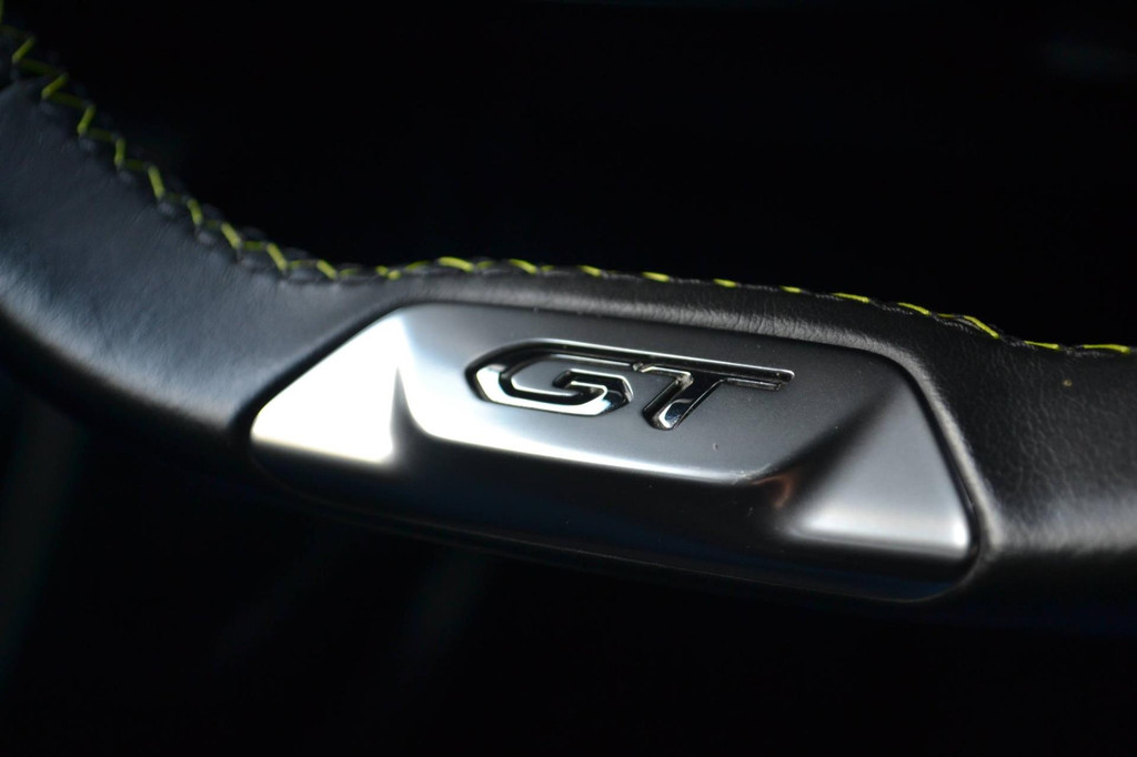 Peugeot e-2008 (J917JF) met abonnement