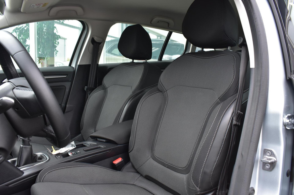 Renault MEGANE Estate (S709ZS) met abonnement