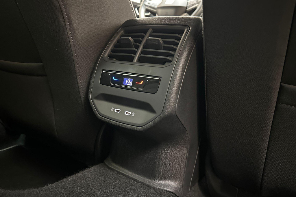 Seat Leon (X178GL) met abonnement