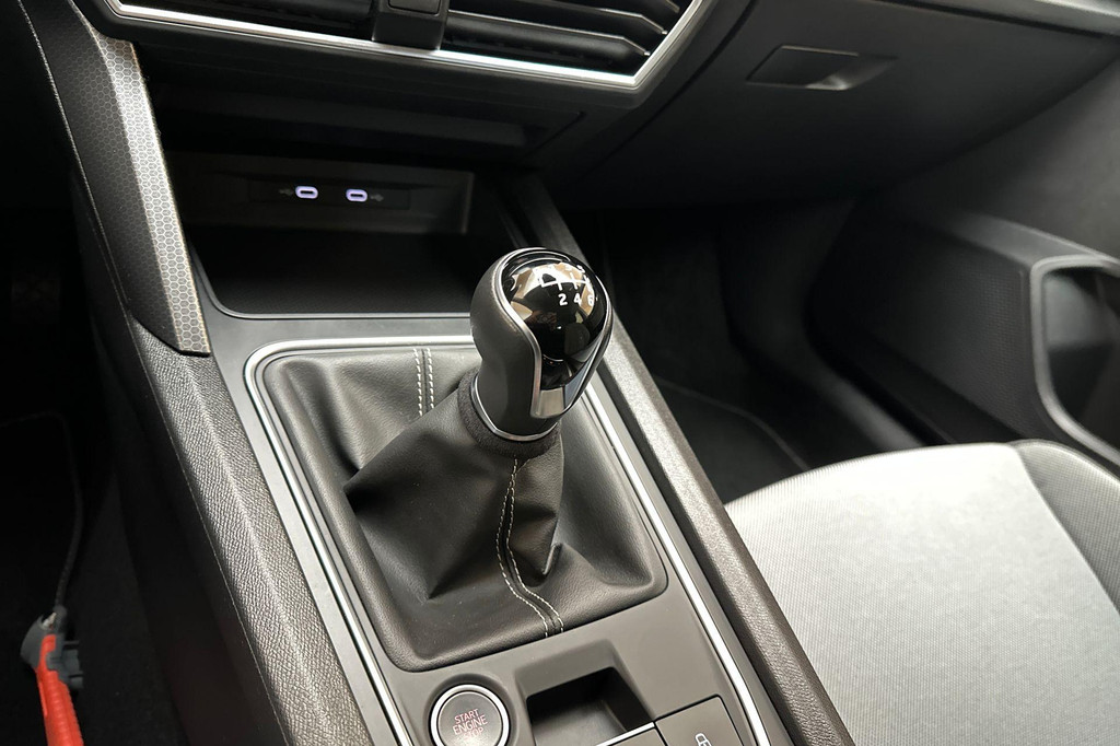 Seat Leon (X178GL) met abonnement