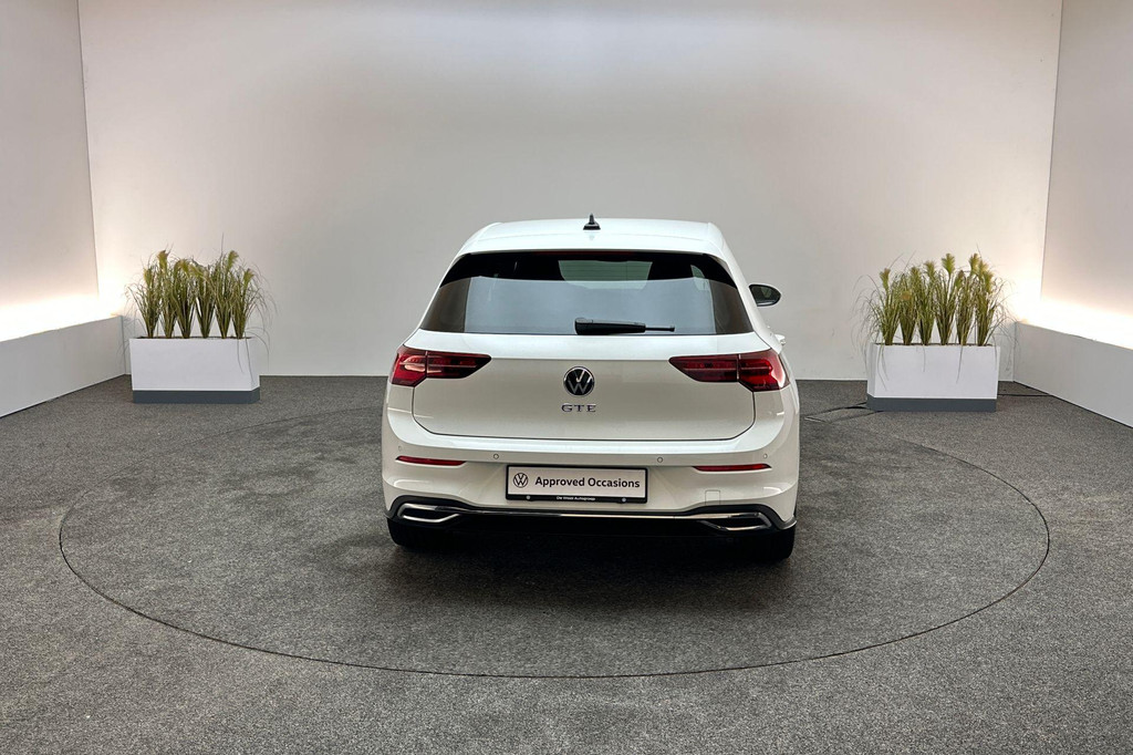 Volkswagen Golf GTE (X404LV) met abonnement