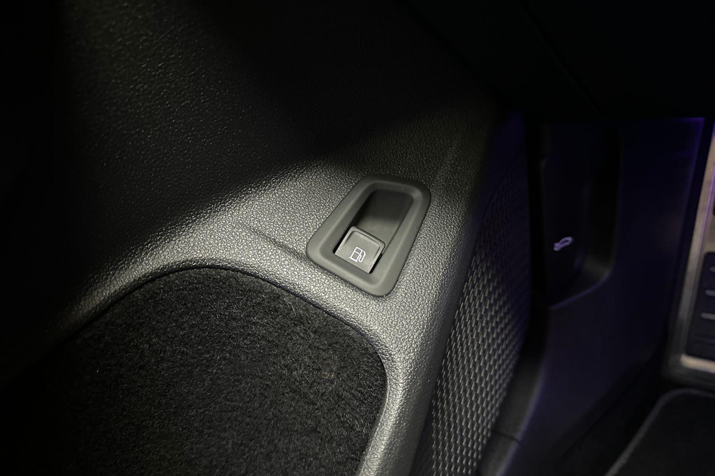 Volkswagen Golf GTE (X404LV) met abonnement