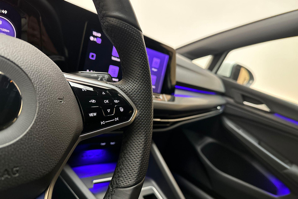 Volkswagen Golf GTE (X404LV) met abonnement