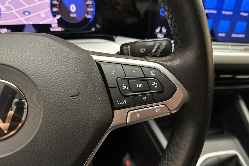 Volkswagen Golf (T556RH) met abonnement