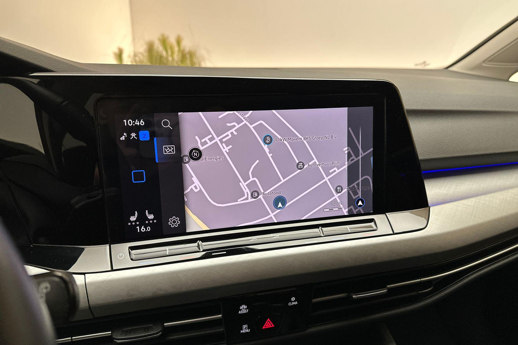 Volkswagen Golf (T556RH) met abonnement