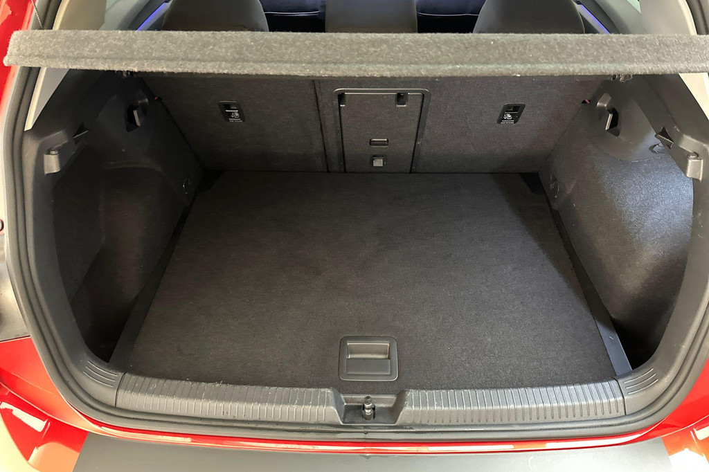 Volkswagen Golf (T556RH) met abonnement