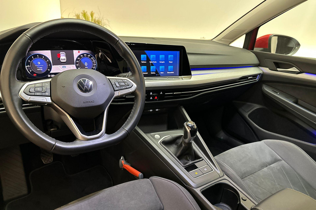 Volkswagen Golf (T556RH) met abonnement