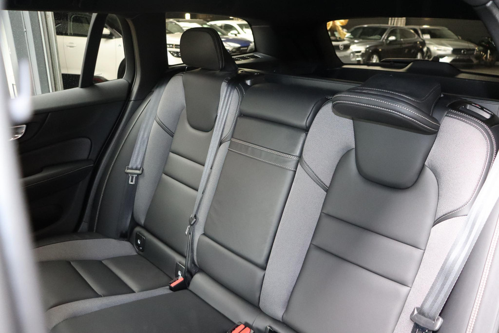 Volvo V60 (JJR27J) met abonnement