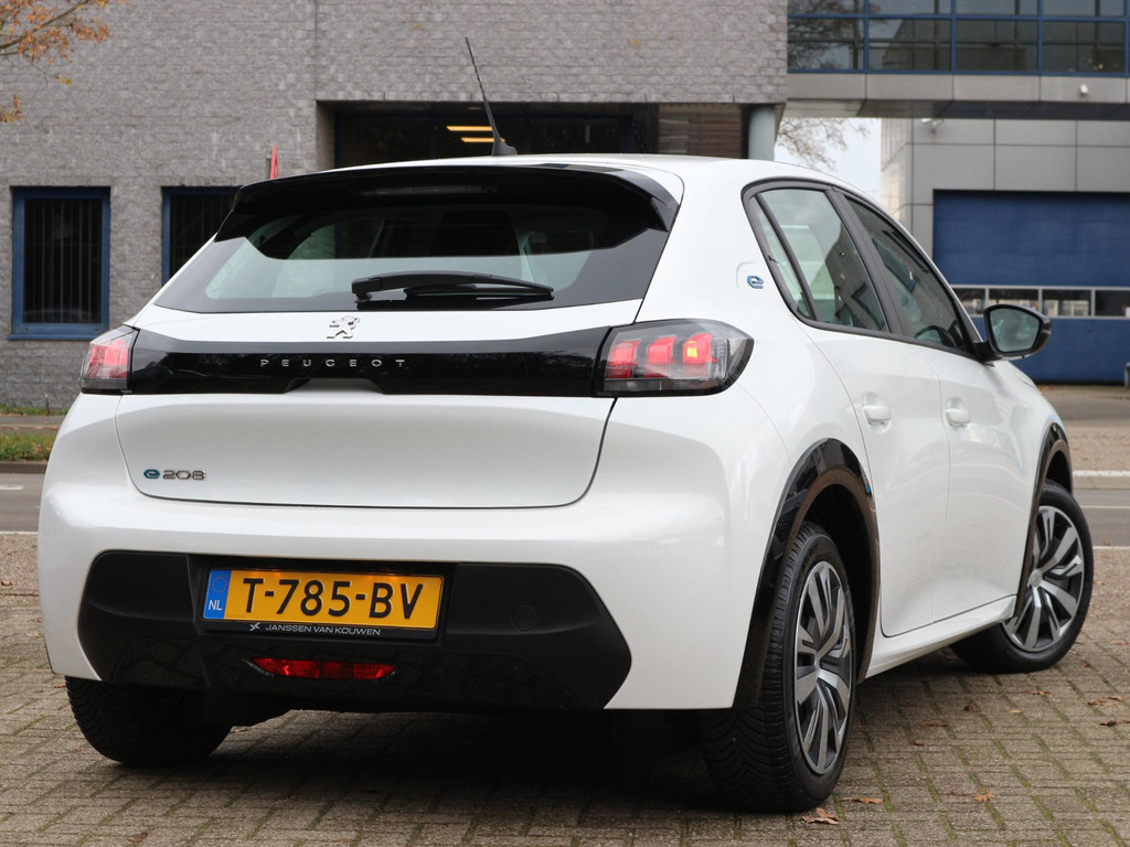 Peugeot e-208 (T785BV) met abonnement