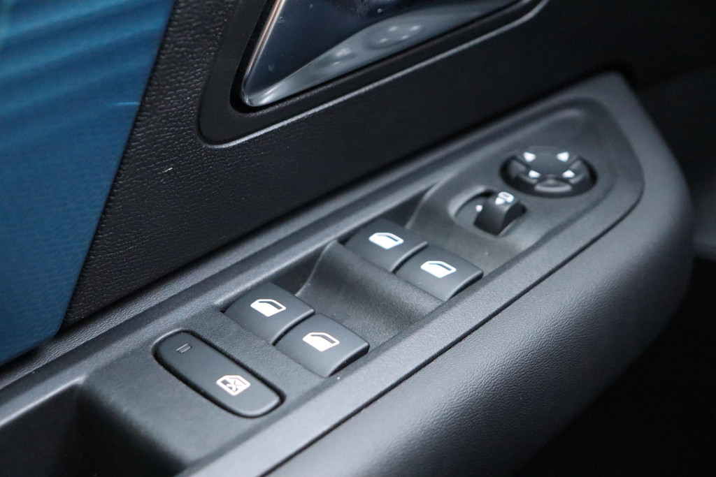 Citroën Ë-C4 (S468RL) met abonnement