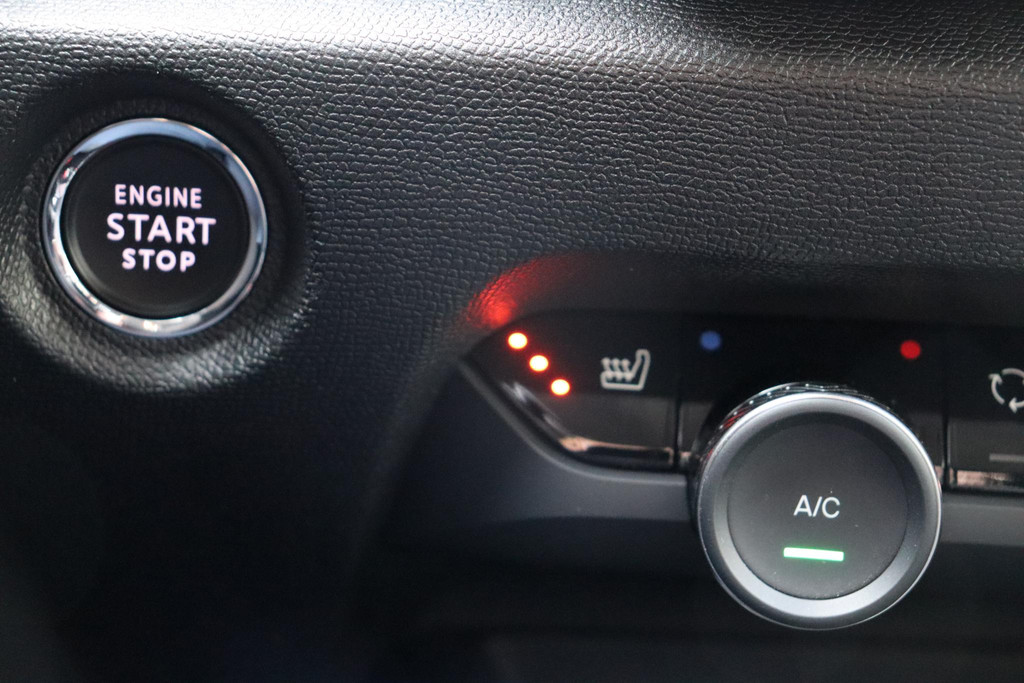 Citroën Ë-C4 (S468RL) met abonnement