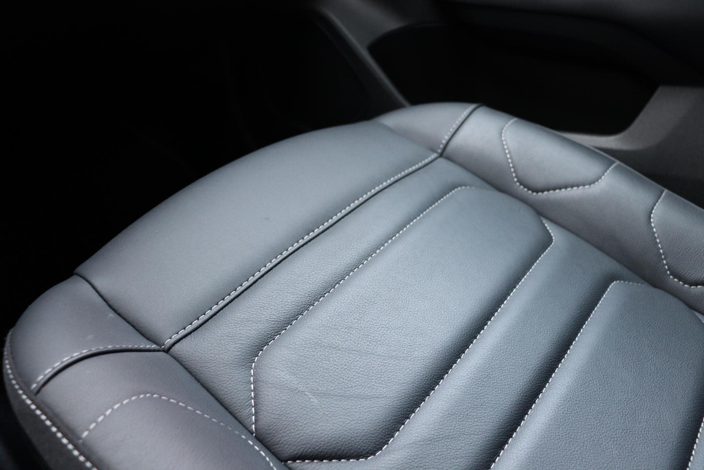 Citroën Ë-C4 (S468RL) met abonnement