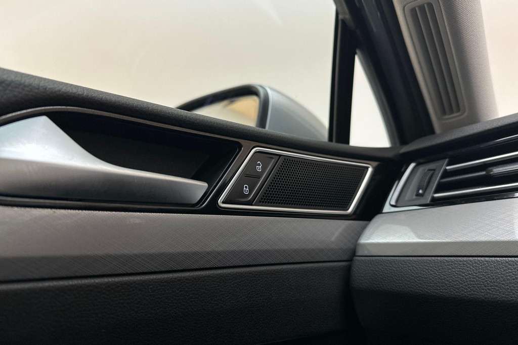 Volkswagen Passat (JHB62K) met abonnement