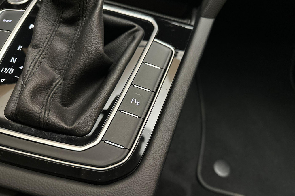 Volkswagen Passat (JHB62K) met abonnement