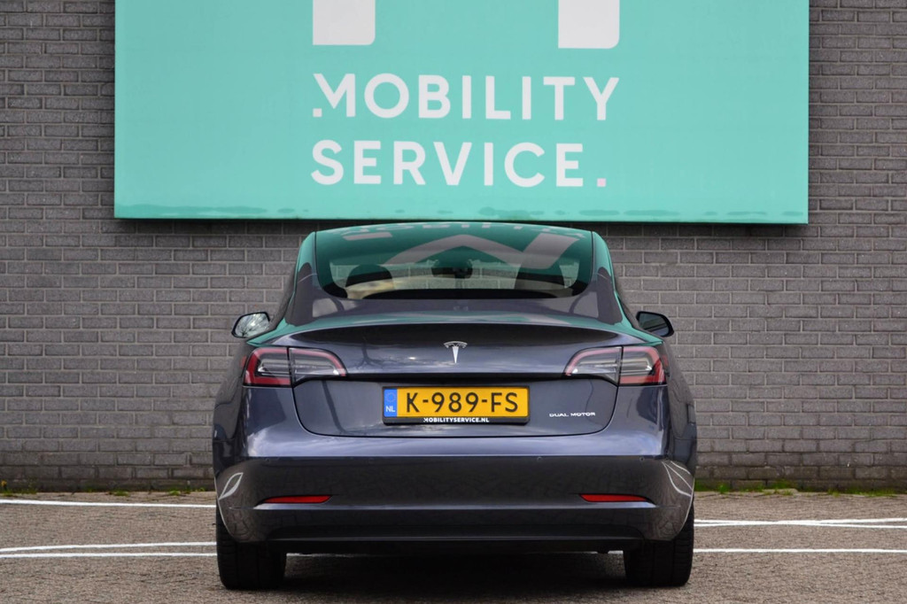 Tesla Model 3 AWD (K989FS) met abonnement