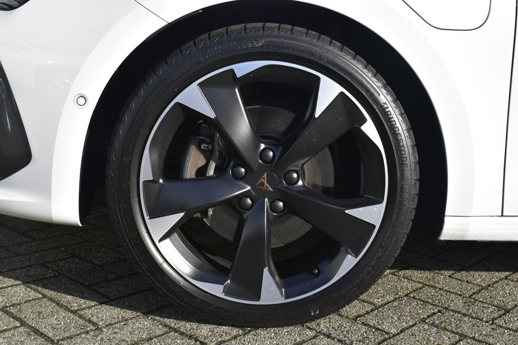 CUPRA Leon Sportstourer (JJR77K) met abonnement