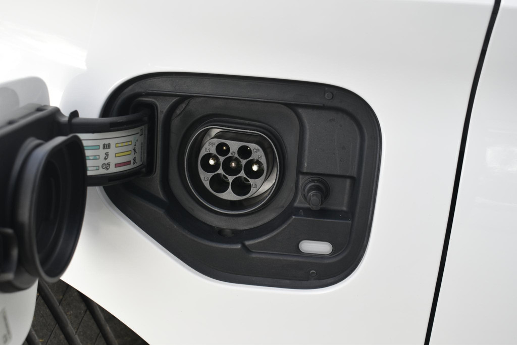 CUPRA Leon Sportstourer (JJR77K) met abonnement