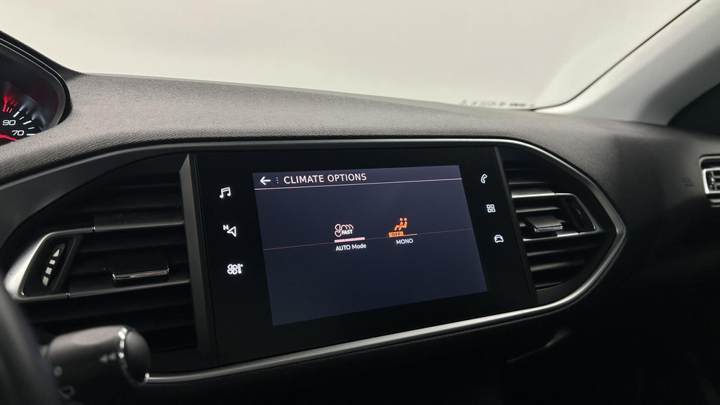 Peugeot 308 (J712RD) met abonnement