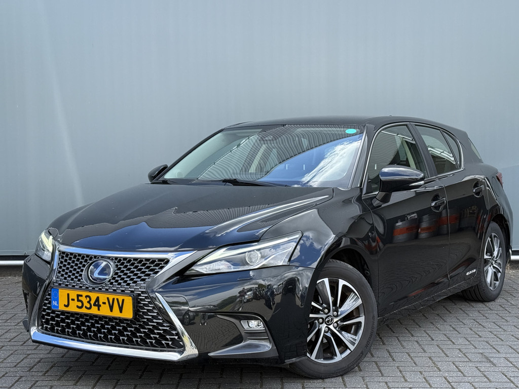Lexus CT (J534VV) met abonnement