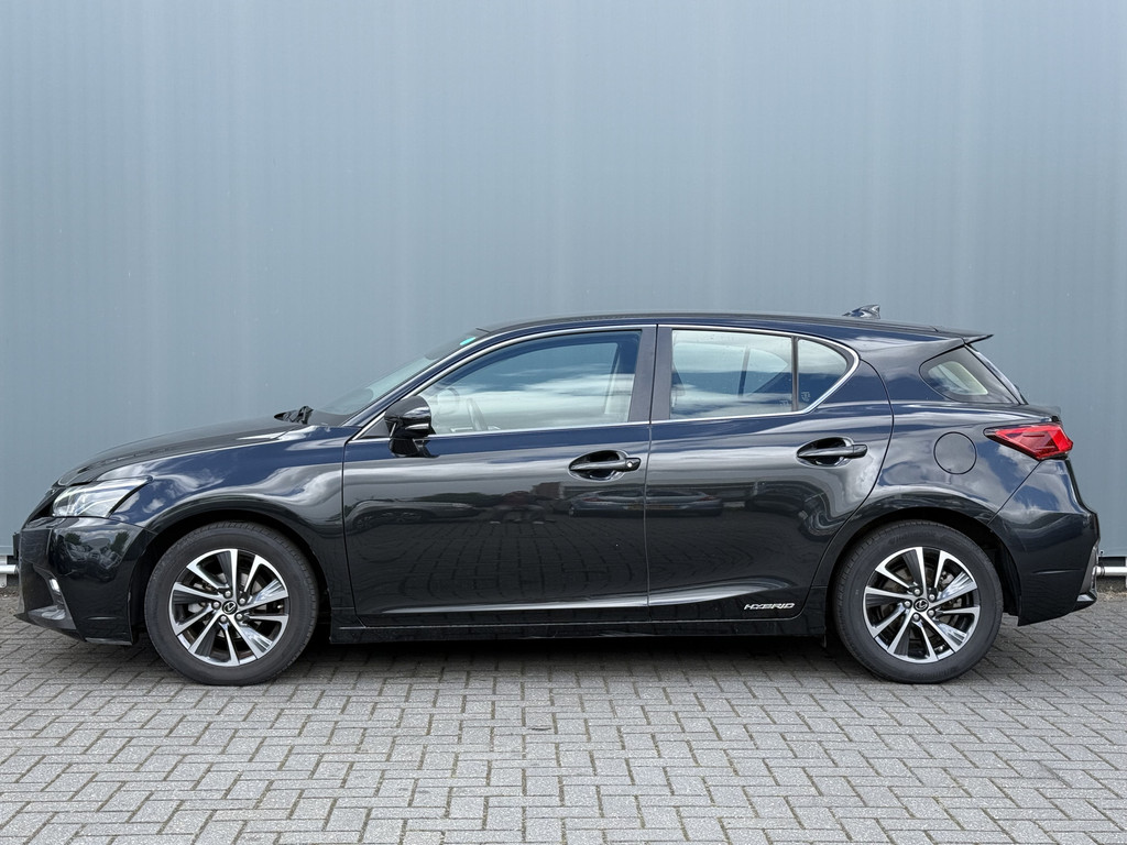 Lexus CT (J534VV) met abonnement