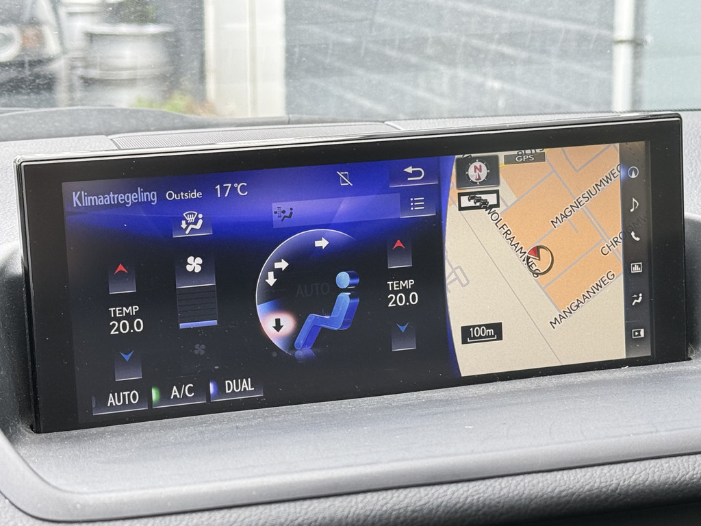 Lexus CT (J534VV) met abonnement