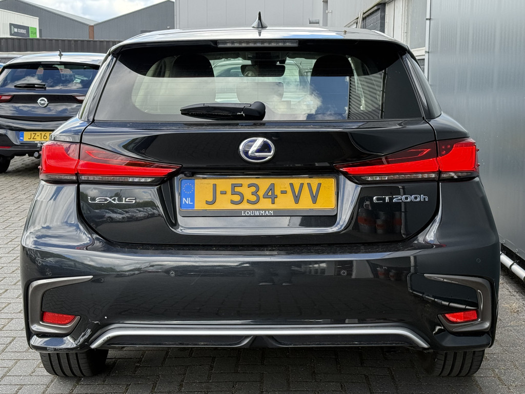 Lexus CT (J534VV) met abonnement
