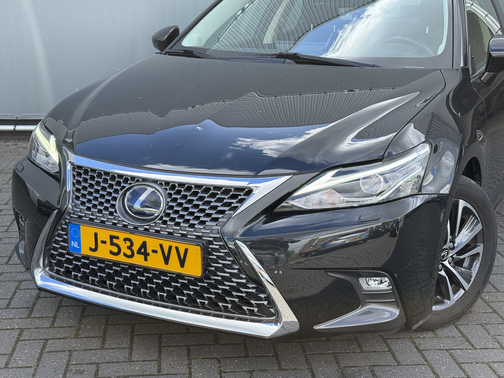 Lexus CT (J534VV) met abonnement