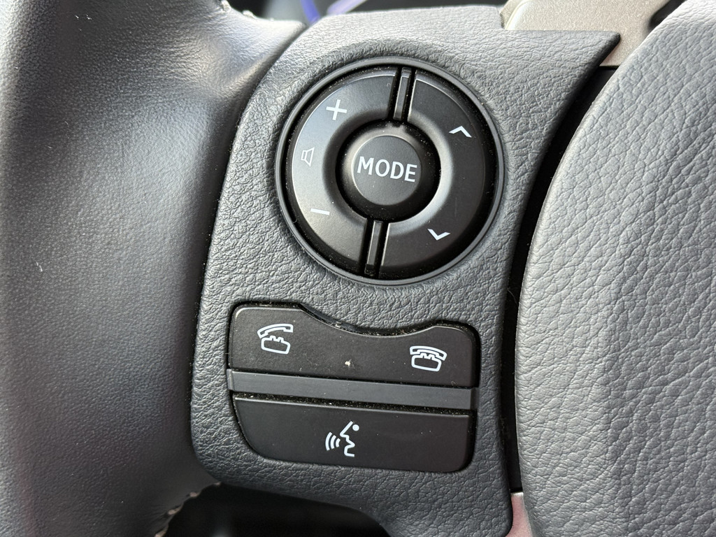 Lexus CT (J534VV) met abonnement