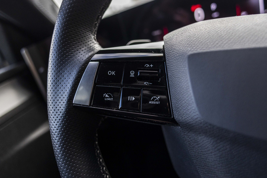 Opel Astra (GGS66X) met abonnement