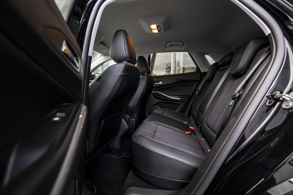 Opel Grandland (JHN34P) met abonnement