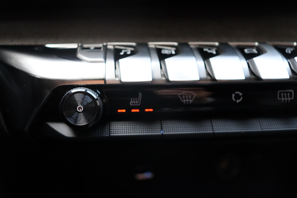 Peugeot 3008 (JJR05J) met abonnement