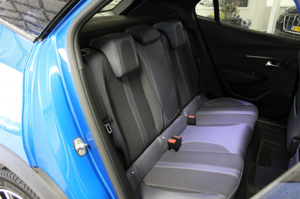 Peugeot 2008 (J457RT) met abonnement